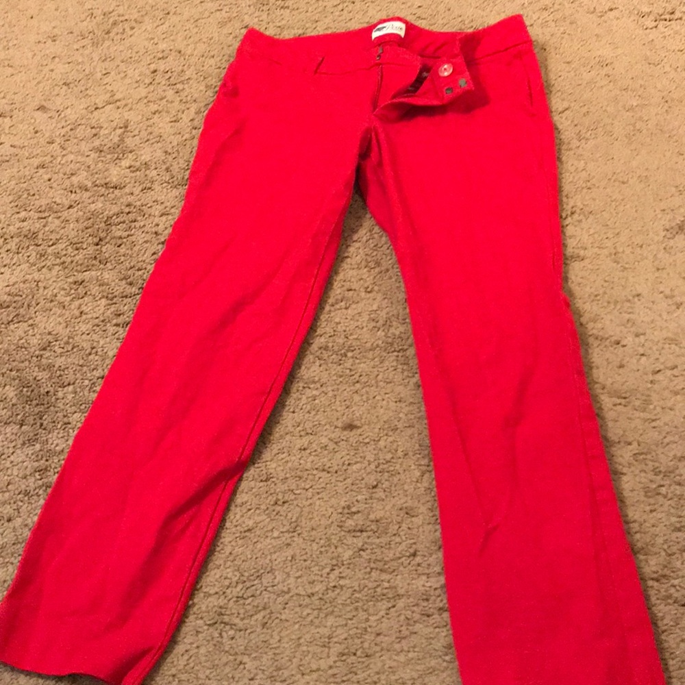 Pixie red capris